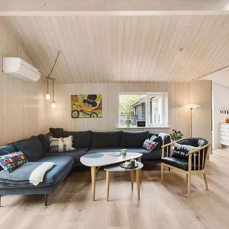 Bl1396-blokhus-laerkevej-8 別荘